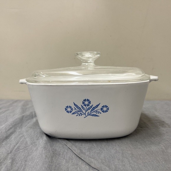 VTG Corning Ware Blue Cornflower 2 1/2 QT Casserole with Glass Lid P-2 1/2-B FS - Picture 4 of 12